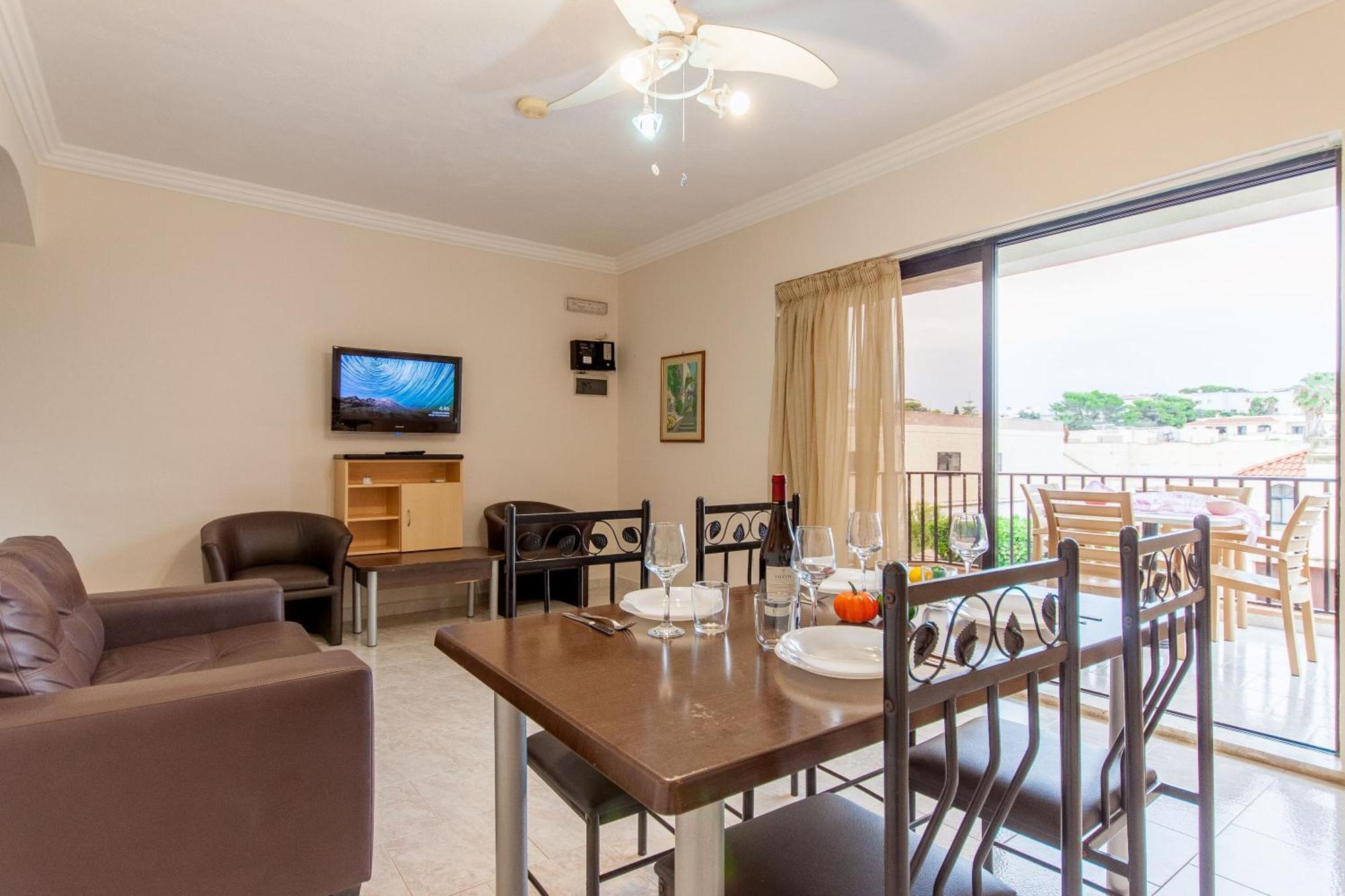 Pool & Sea Merill Apartments Mellieħa Εξωτερικό φωτογραφία
