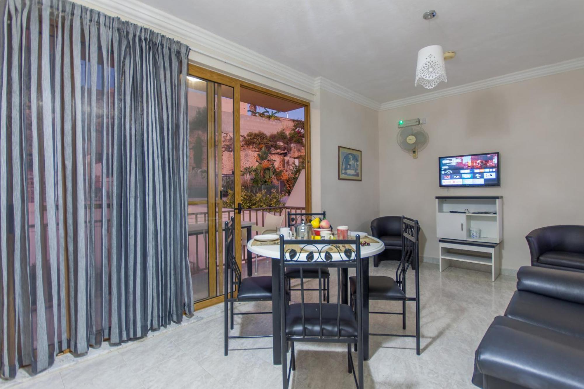 Pool & Sea Merill Apartments Mellieħa Δωμάτιο φωτογραφία